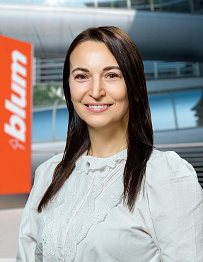 Елена Кравцова