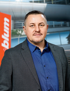 Сергей Титов